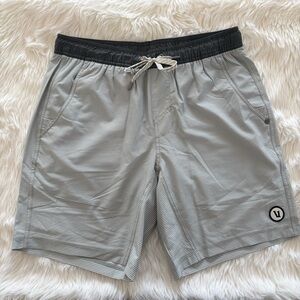 Vuori Men’s Kore Short - Green Stripe